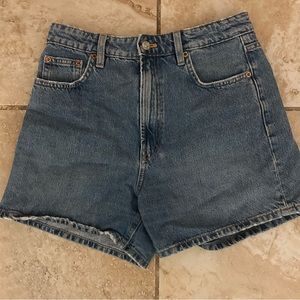 Zara Jean Short Long Line Mom Short